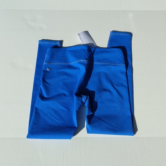 NWT Fabletics Leggings Blue Size Small - Picture 3 of 3